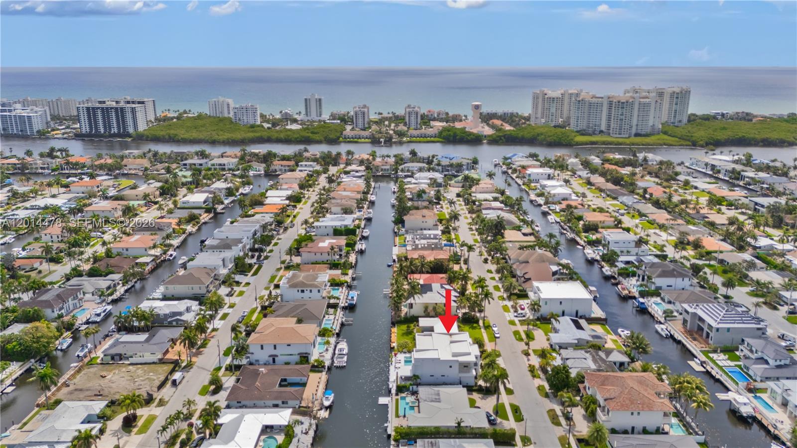 BOCA HARBOUR 5TH SEC - Residential