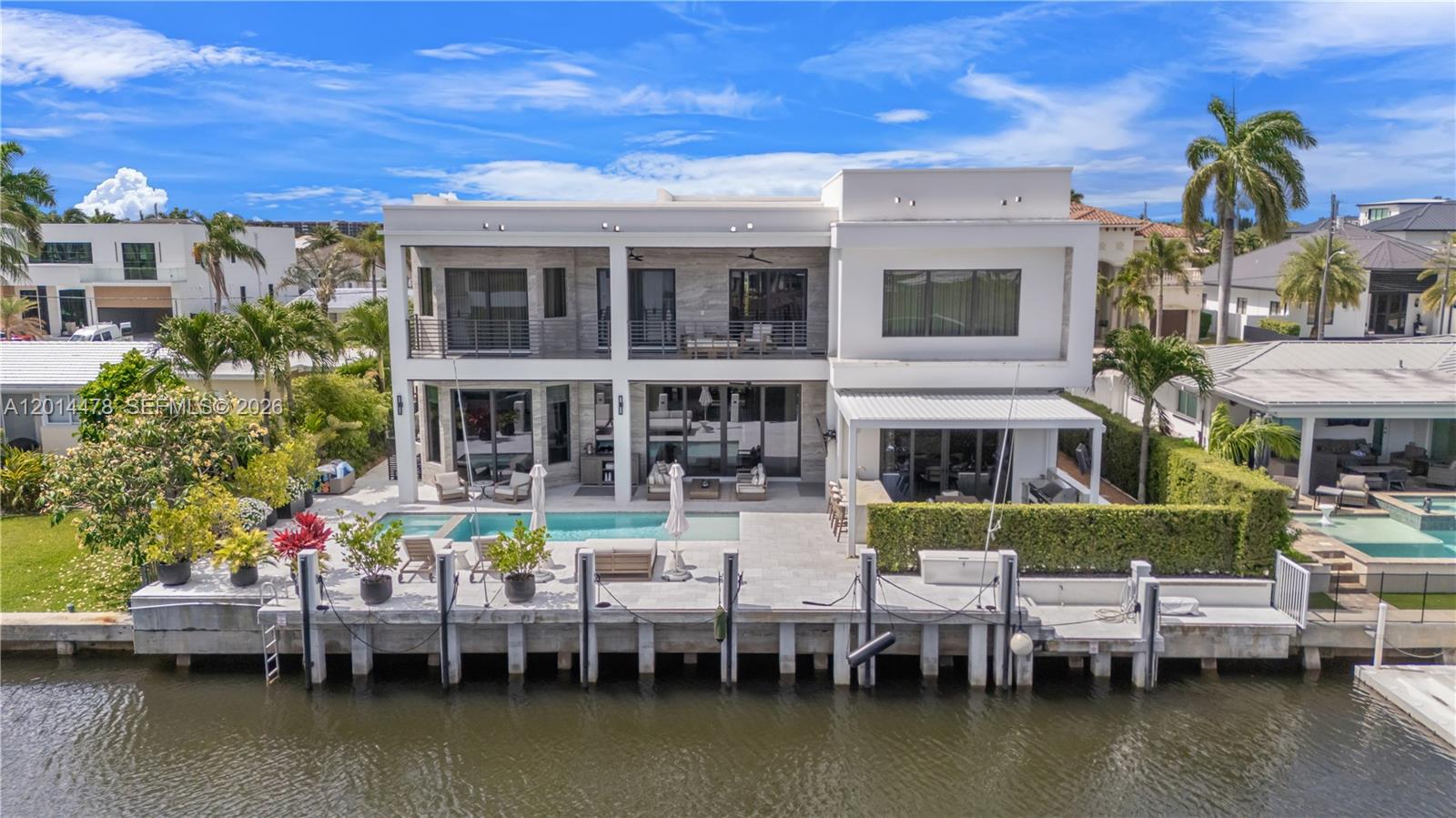 BOCA HARBOUR 5TH SEC - Residential