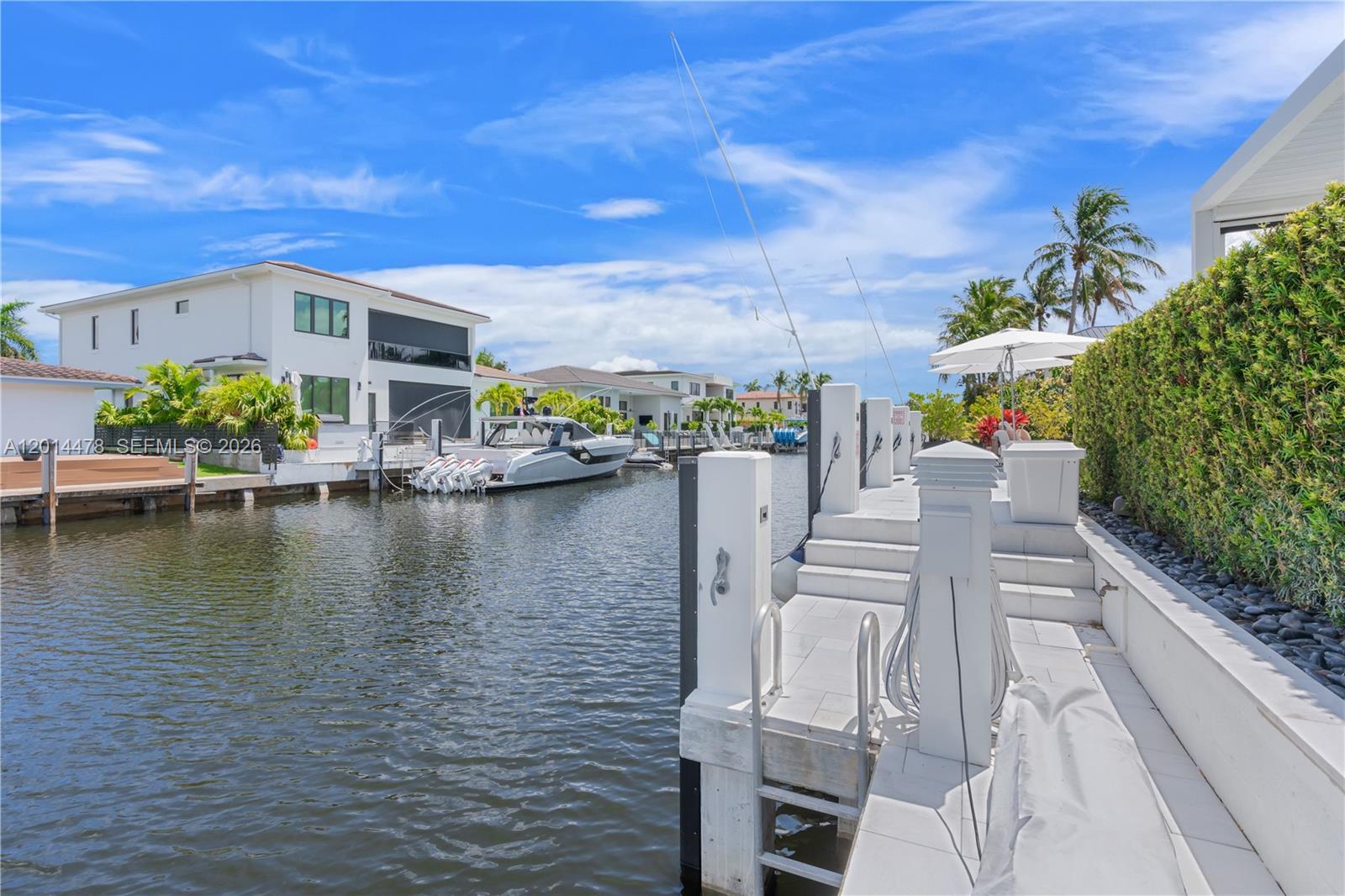 BOCA HARBOUR 5TH SEC - Residential