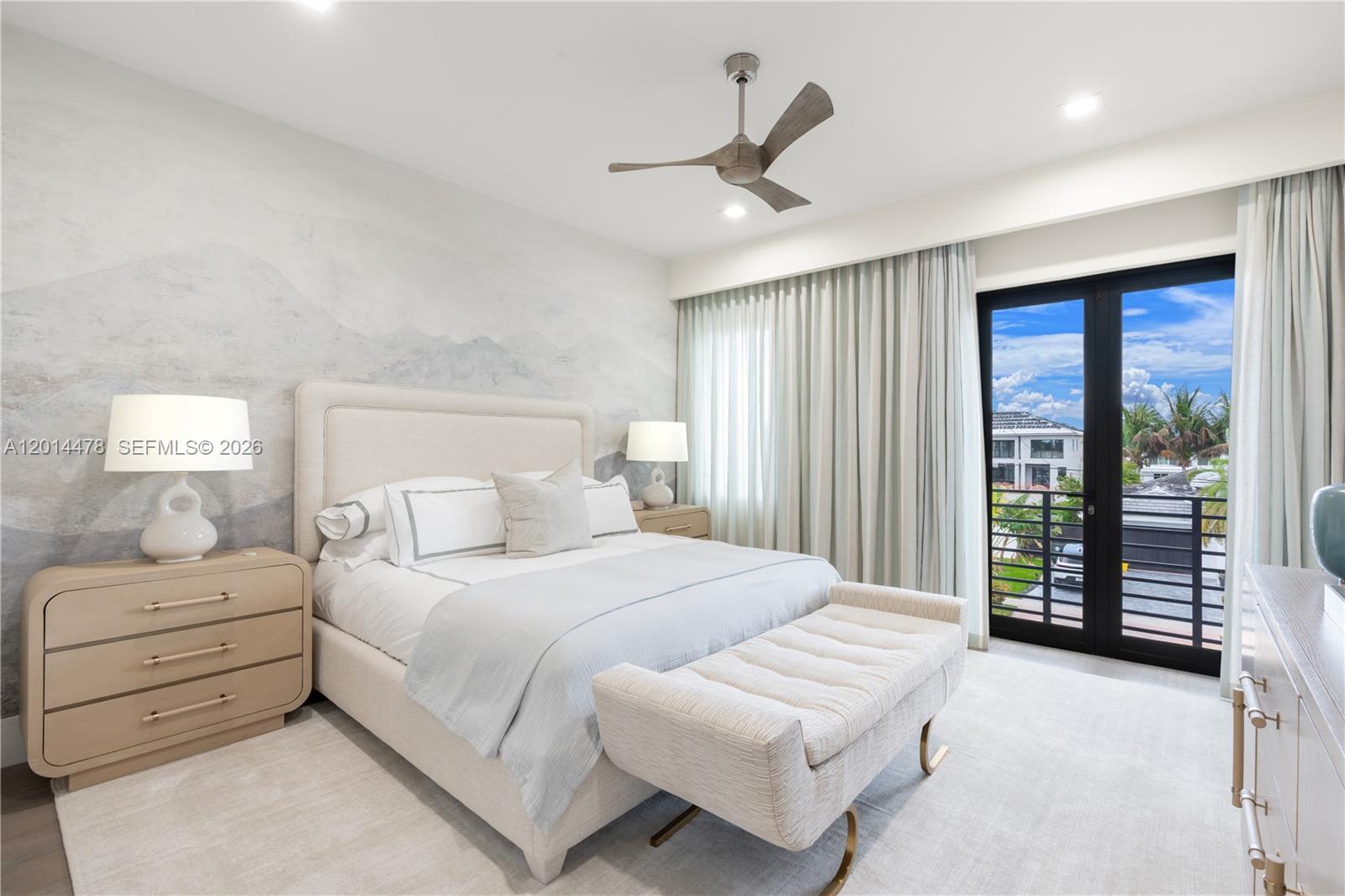 BOCA HARBOUR 5TH SEC - Residential
