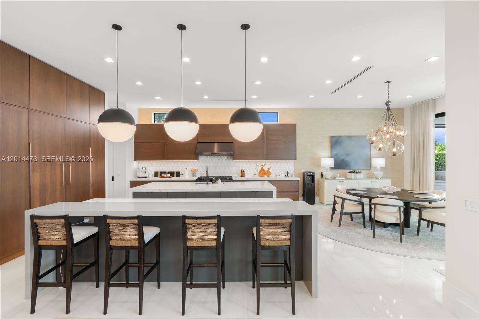 BOCA HARBOUR 5TH SEC - Residential