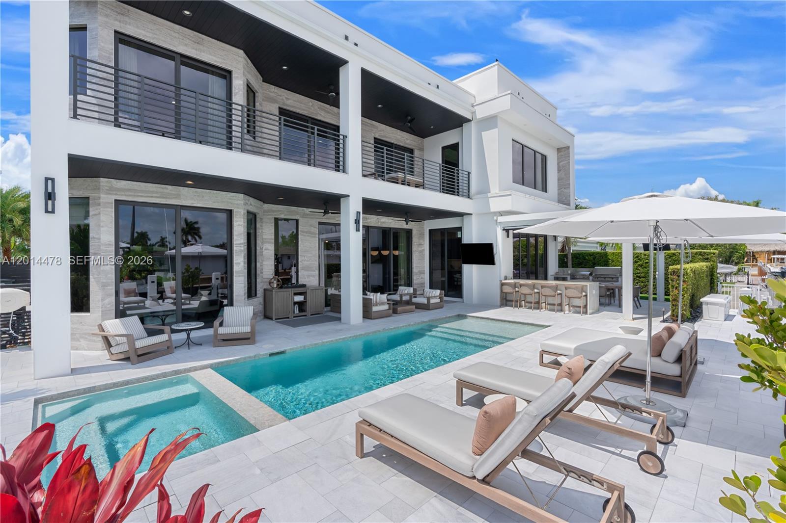 BOCA HARBOUR 5TH SEC - Residential