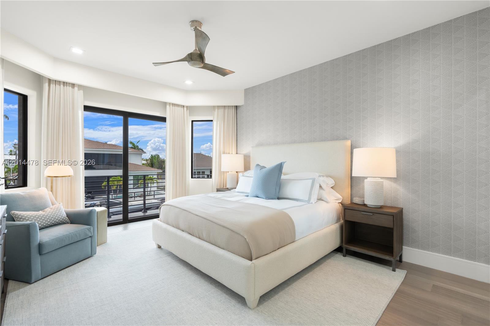 BOCA HARBOUR 5TH SEC - Residential