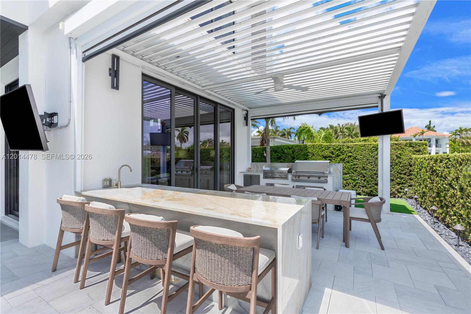 BOCA HARBOUR 5TH SEC - Residential