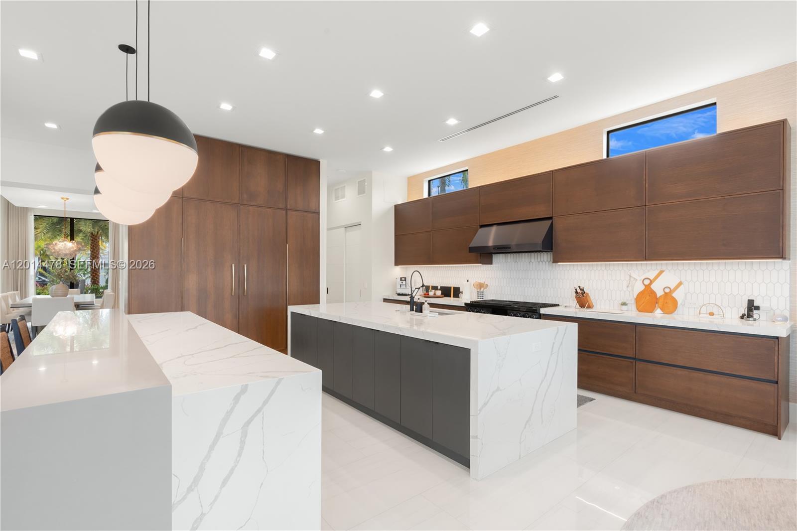 BOCA HARBOUR 5TH SEC - Residential