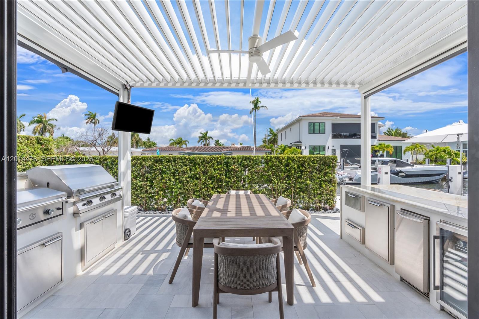 BOCA HARBOUR 5TH SEC - Residential