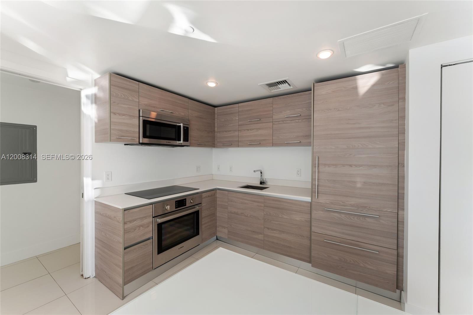 1300 S MIAMI AVENUE CONDO - Residential