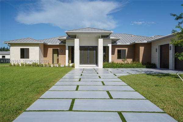 27505 SW 172ND AVE, HOMESTEAD, FL 33031 - Image 39174d1a2b52dcf4e3755b5b4f66929c/4129723997
