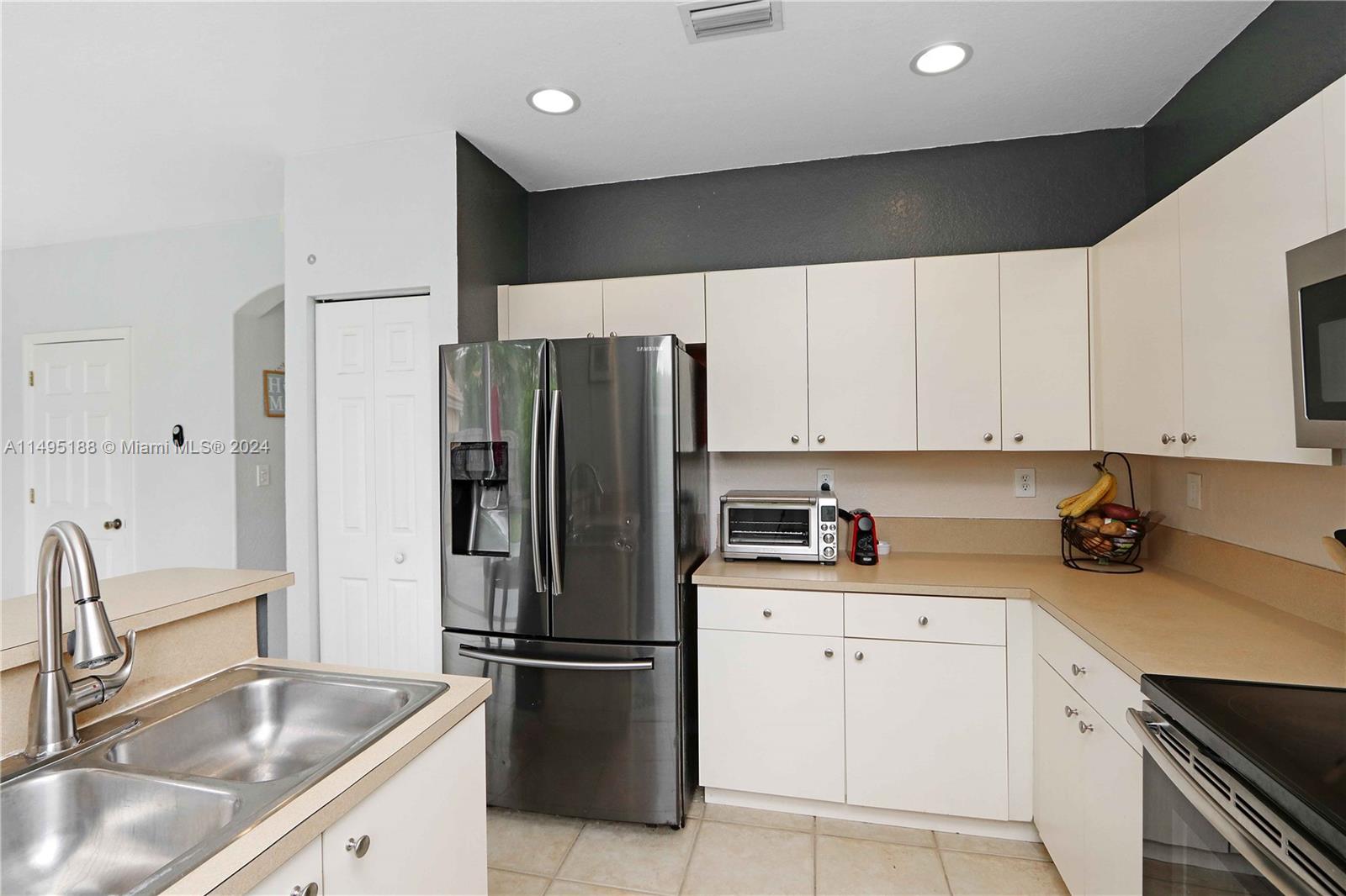SHORES AT KEYS GATE - Residential