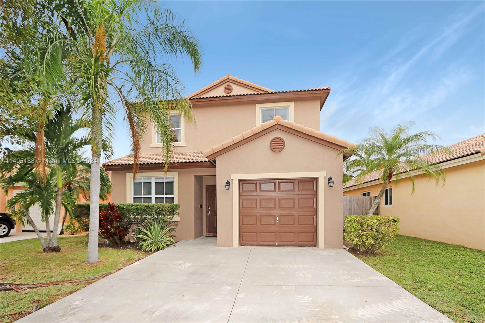 **$5000 credit at closing available to Buyer ** This 3/2.5 spacious home has everything you need! 1-car garage with lots of storage. Updated kitchen appliances. Fully fenced private back yard with patio for relaxing or enjoy the space for entertaining. Located in The Shores, a Keys Gate Community convenient to shopping, schools and the turnpike. No CDD! No HOA approval required. Association monthly fee of $267 includes gated entry with 24-hr security, alarm, Directv and AT&T fiber internet. Please send listing agent DU/Pre-Approval to schedule showing.