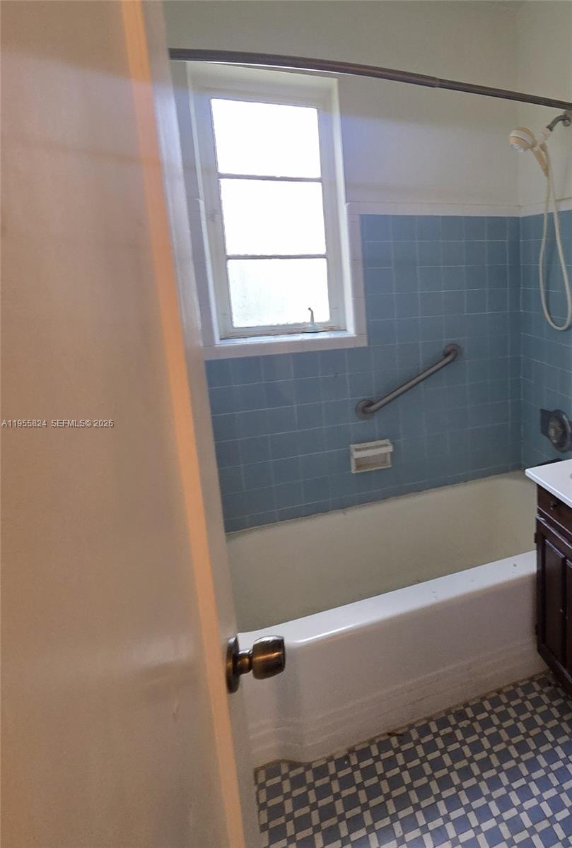 JOHNSCOTT - Residential