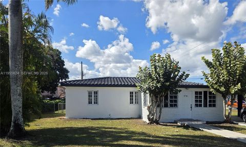 Photo of 1044 NE 4th Ave, Homestead, FL 33030 (MLS # A11955824)