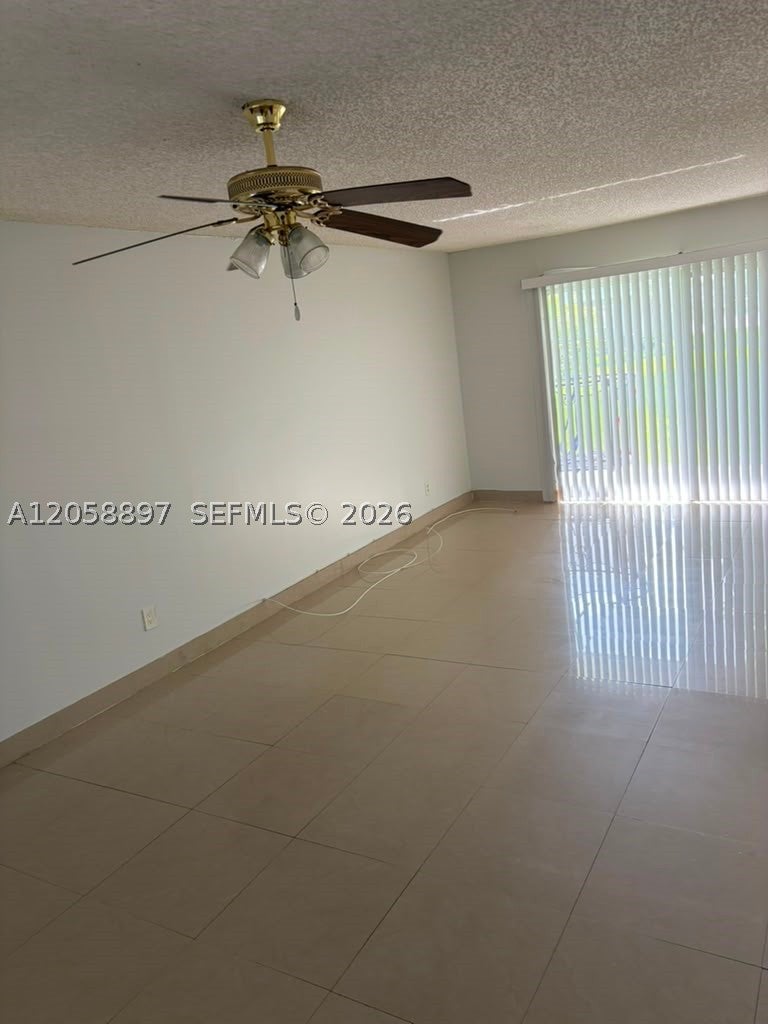 3461 NW 44th St 102