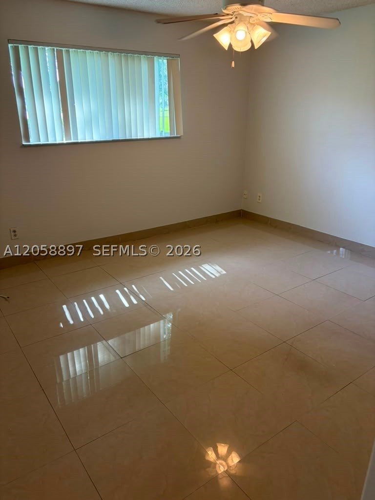 3461 NW 44th St 102