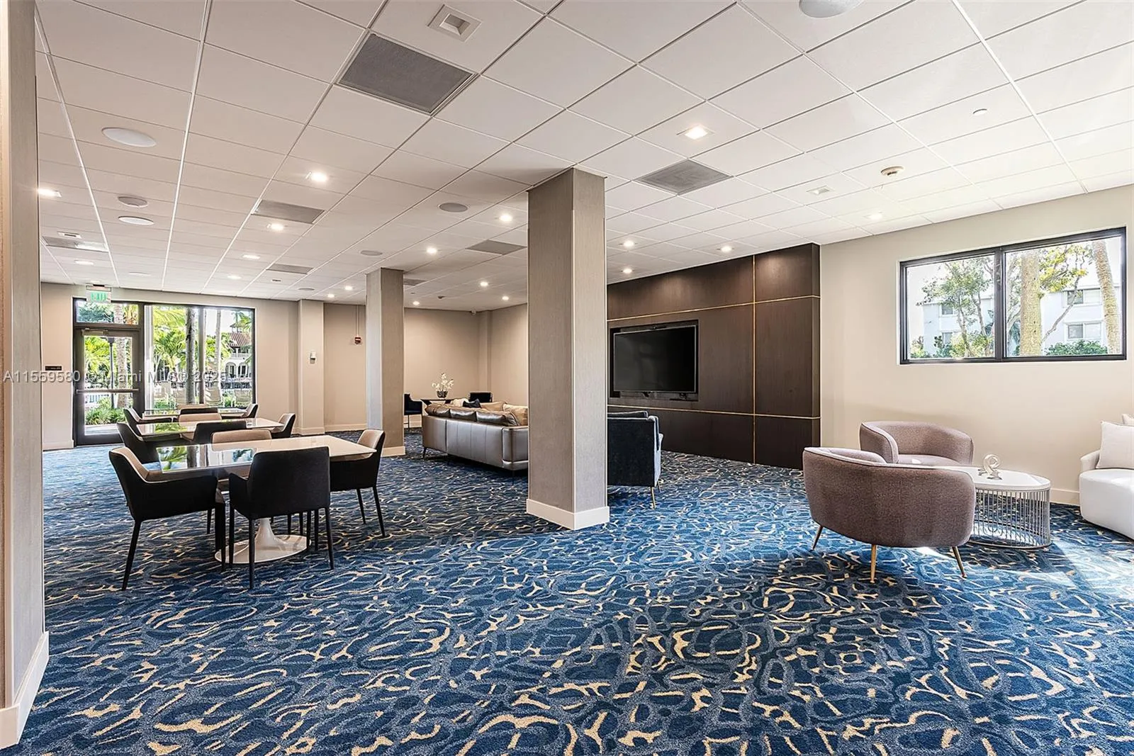 Coral Gables, Florida 33133, United States, 2 Bedrooms Bedrooms, ,3 BathroomsBathrooms,Residential,Active,61782