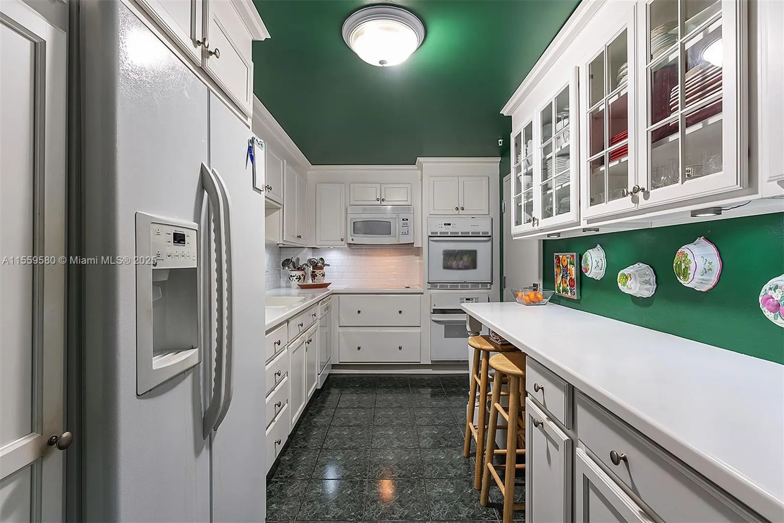 Coral Gables, Florida 33133, United States, 2 Bedrooms Bedrooms, ,3 BathroomsBathrooms,Residential,Active,61782