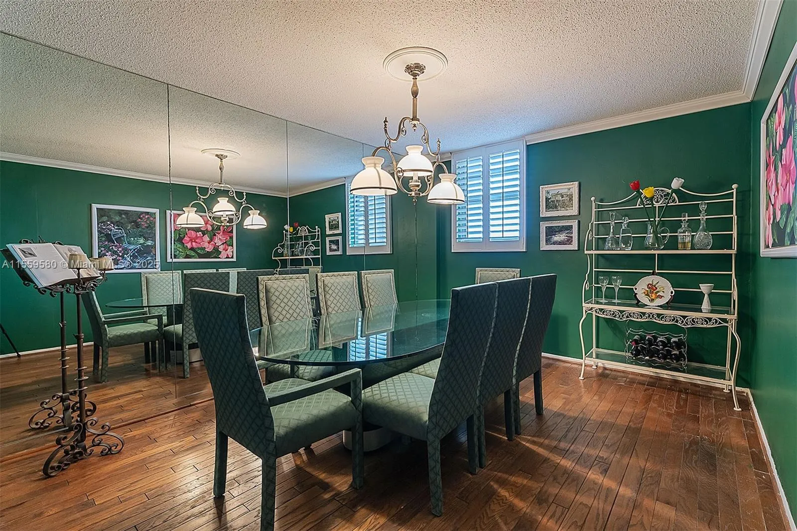 Coral Gables, Florida 33133, United States, 2 Bedrooms Bedrooms, ,3 BathroomsBathrooms,Residential,Active,61782