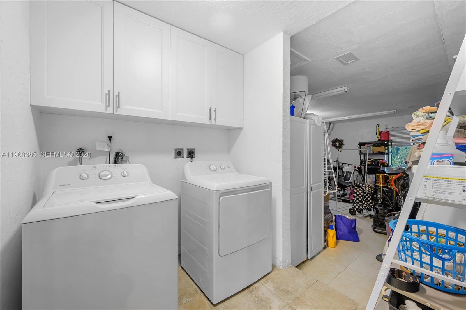 OLD CUTLER WEST SEC 3 - Residential