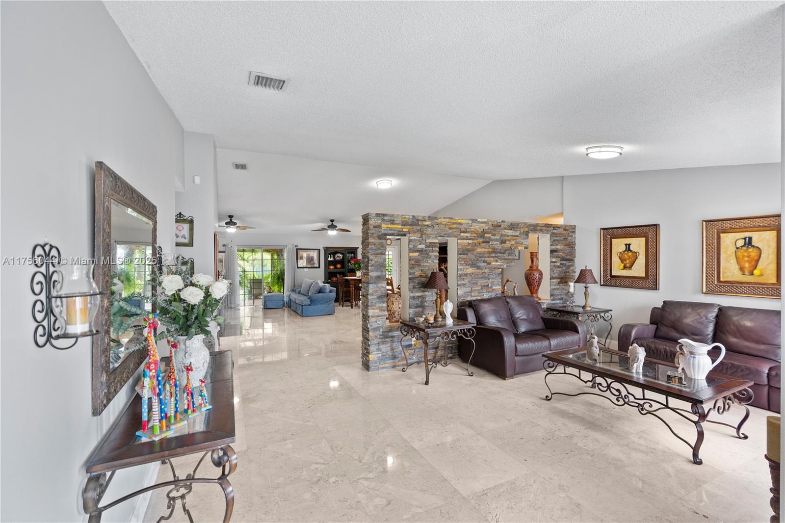 9980 NW 28th Ter