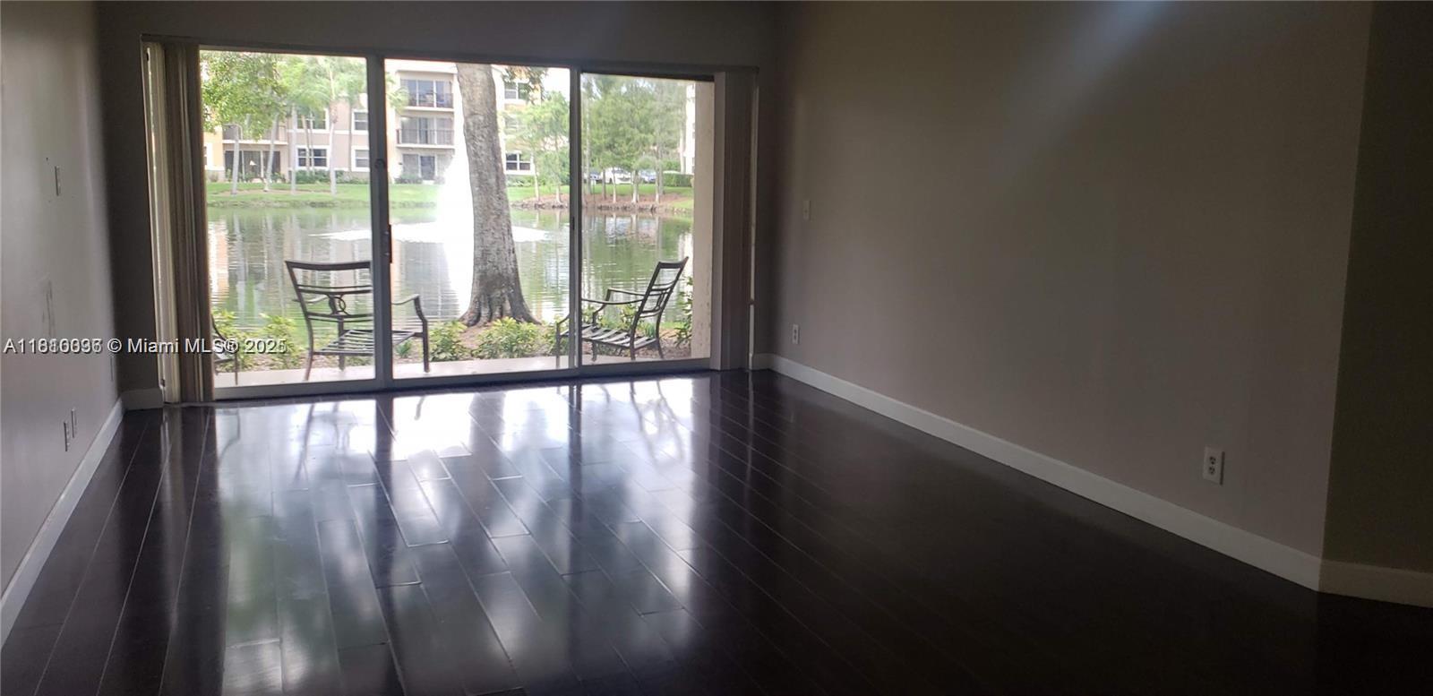 8977 Wiles Rd 108