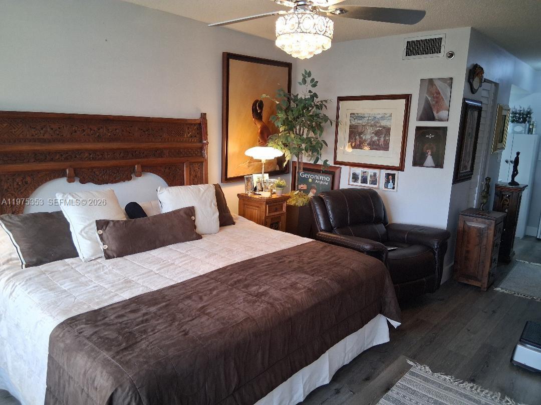 PARK PLACE CONDOMINIUM NO - Residential