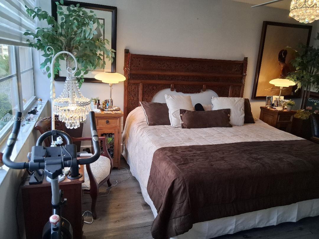 PARK PLACE CONDOMINIUM NO - Residential