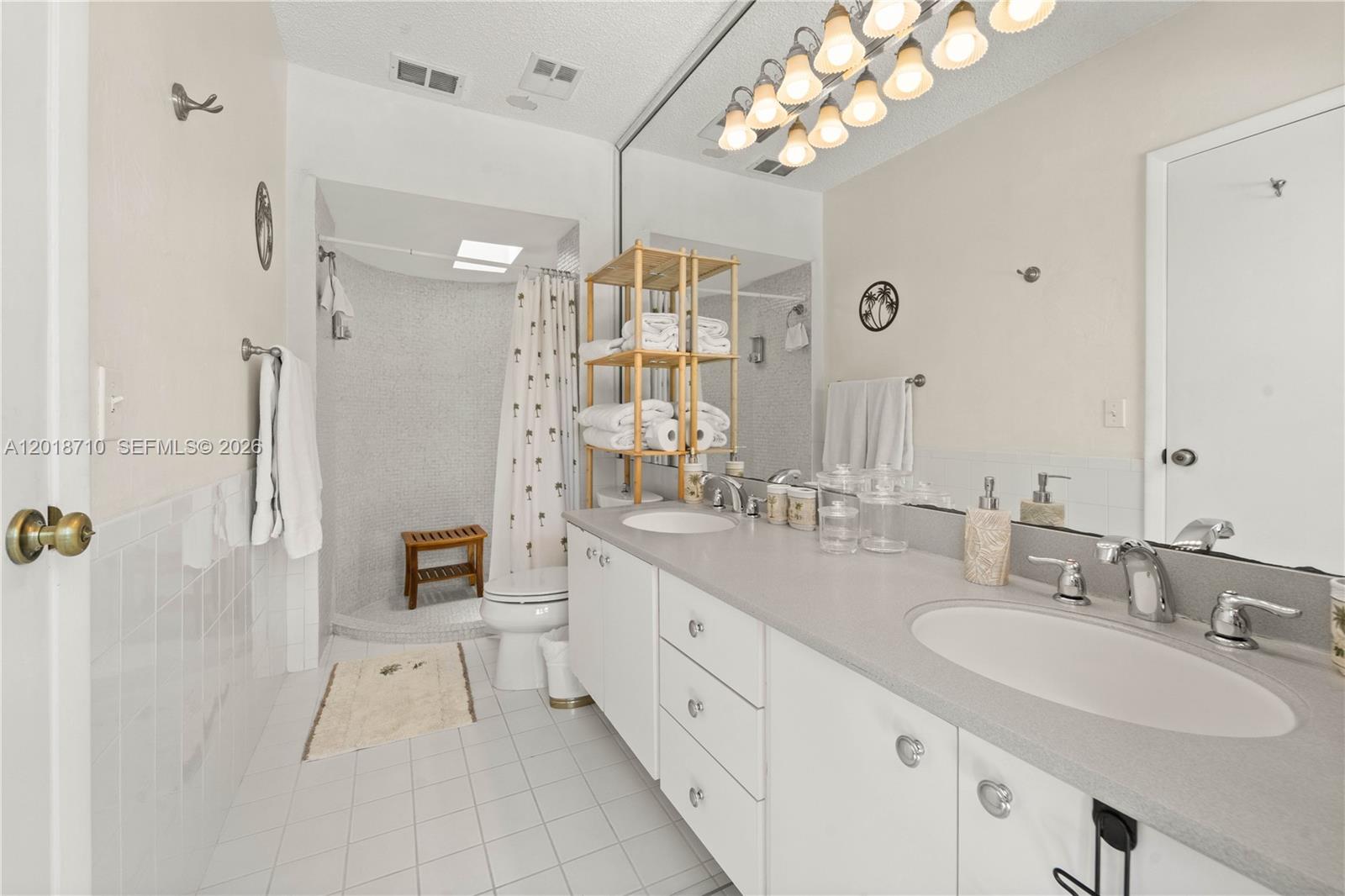 OMNI ESTATES 3RD ADDN - Residential