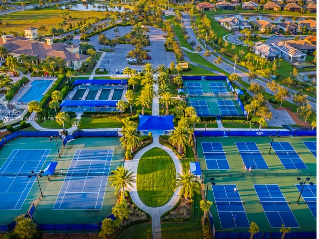 Del Webb Naples - Residential