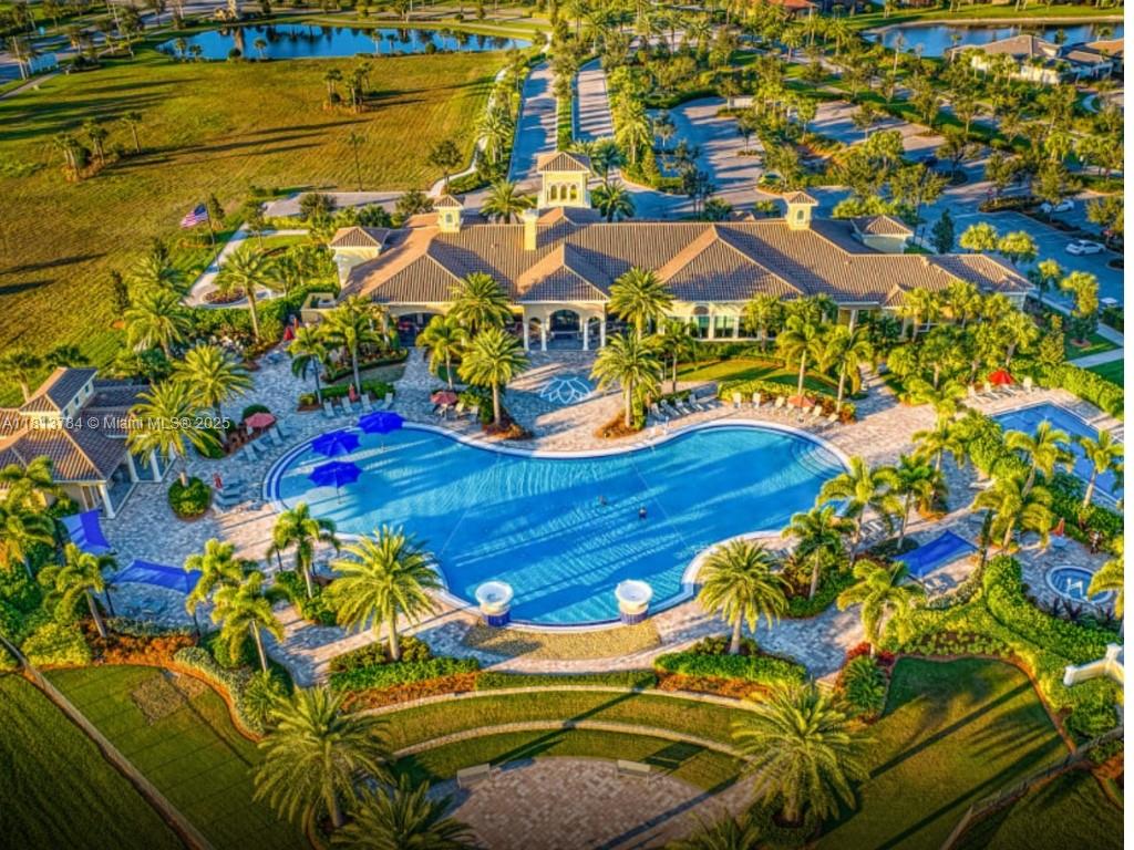 Del Webb Naples - Residential