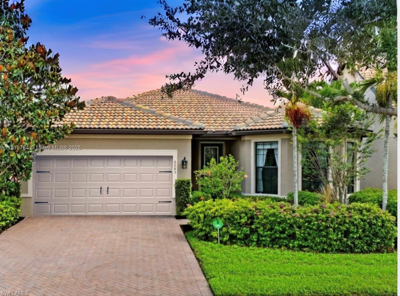 Del Webb Naples - Residential