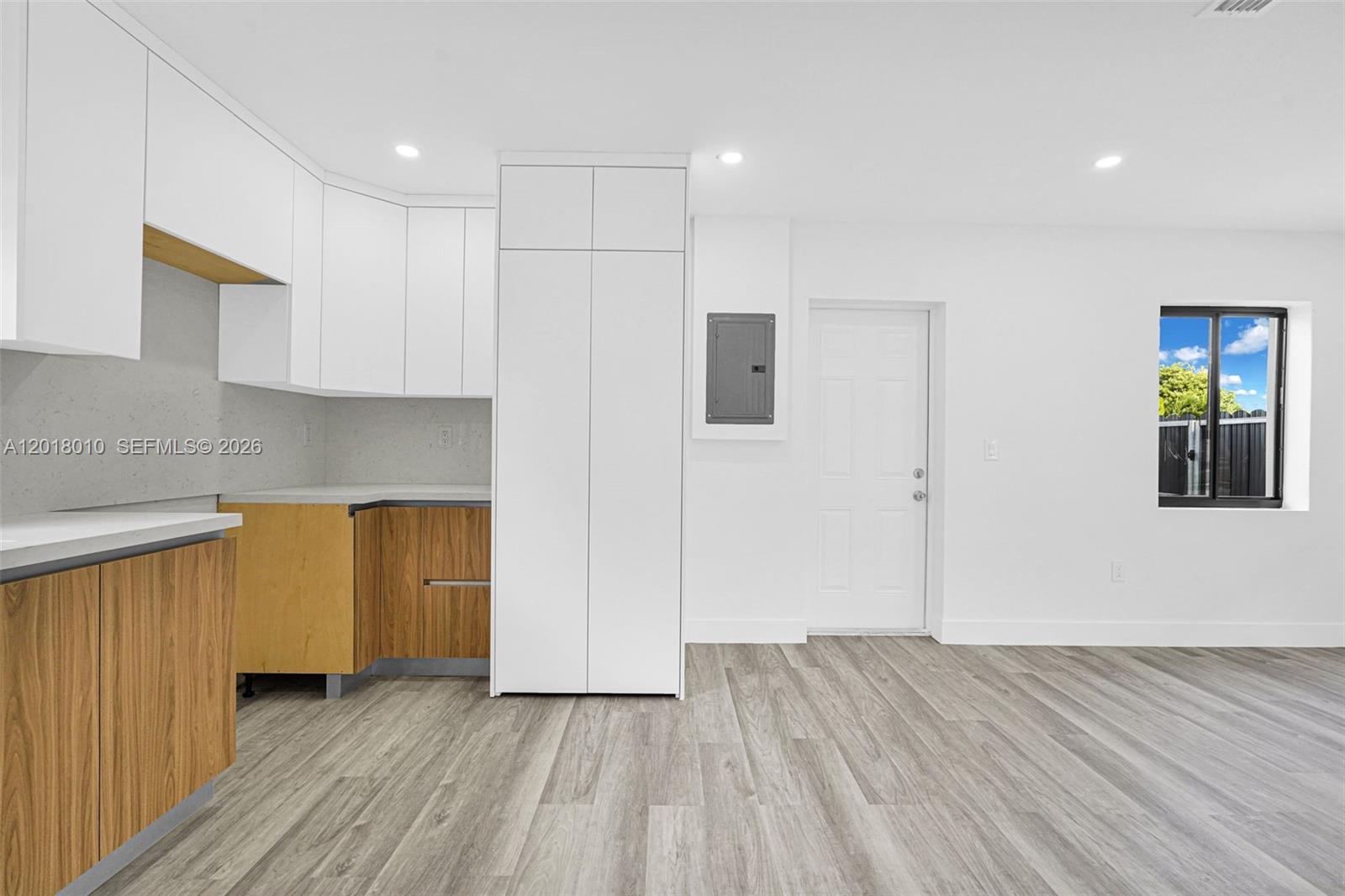 LESLIE ESTATES SEC 11 - Residential