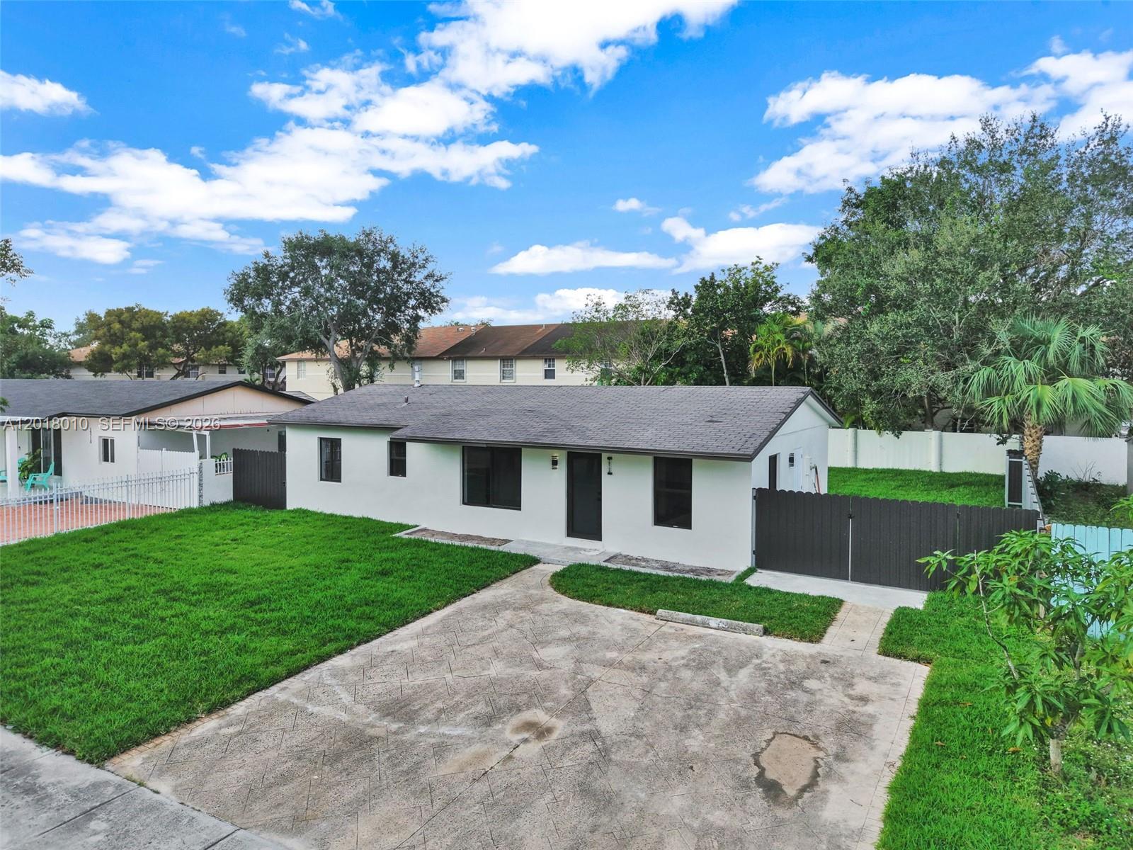 LESLIE ESTATES SEC 11 - Residential