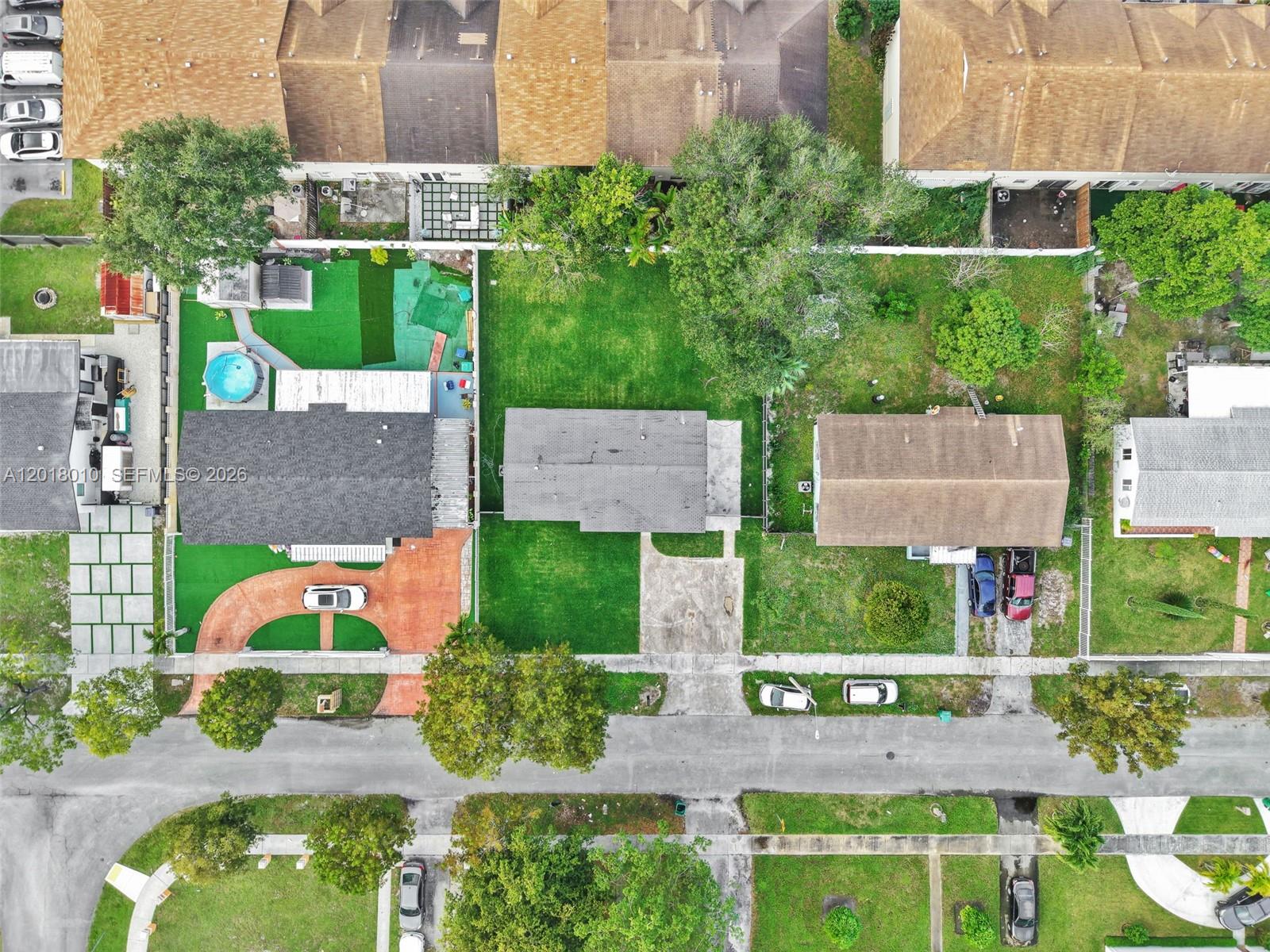 LESLIE ESTATES SEC 11 - Residential