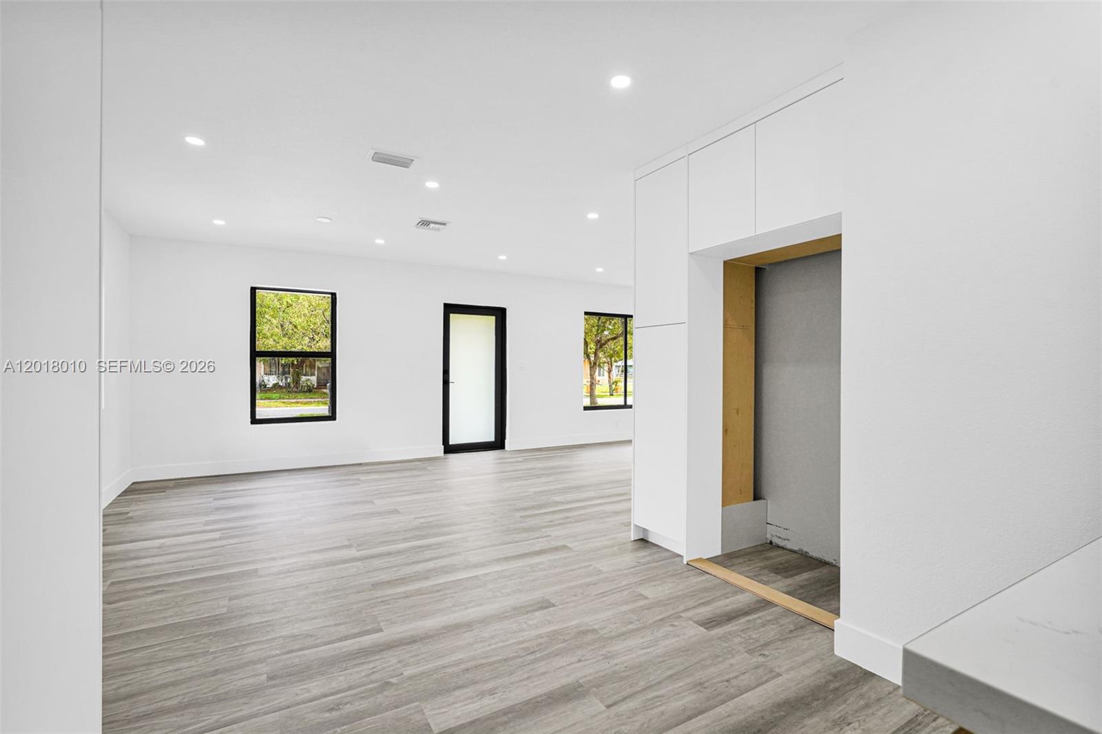 LESLIE ESTATES SEC 11 - Residential