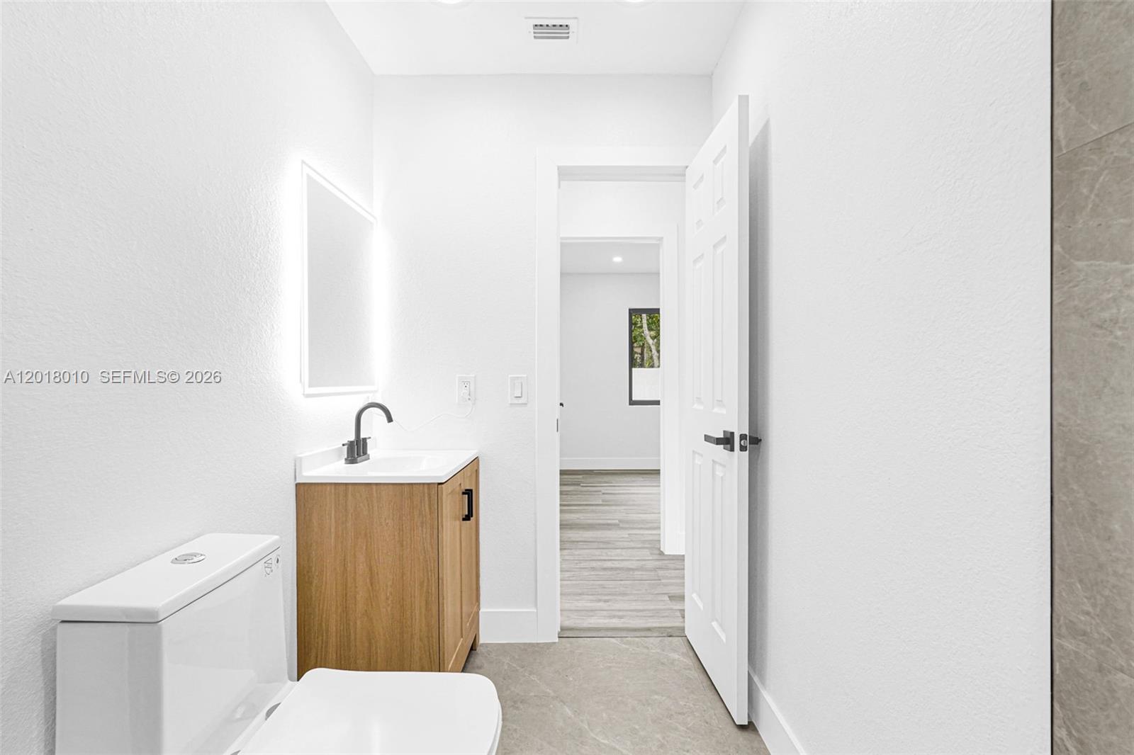 LESLIE ESTATES SEC 11 - Residential
