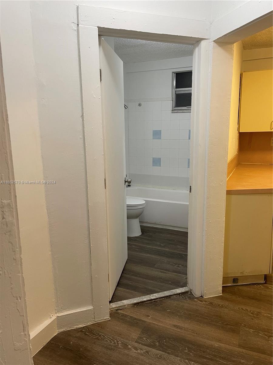 CITY OF MIAMI SOUTH - Residential Lease