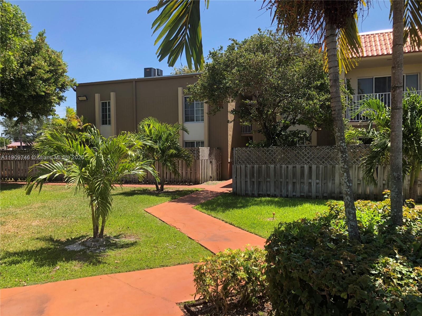 DORAL GARDENS II CONDO - Residential