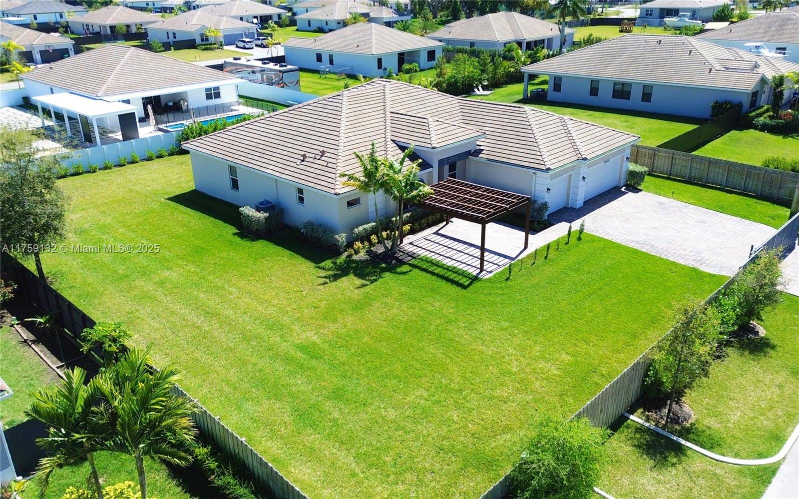 KROME GROVE ESTATES - Residential