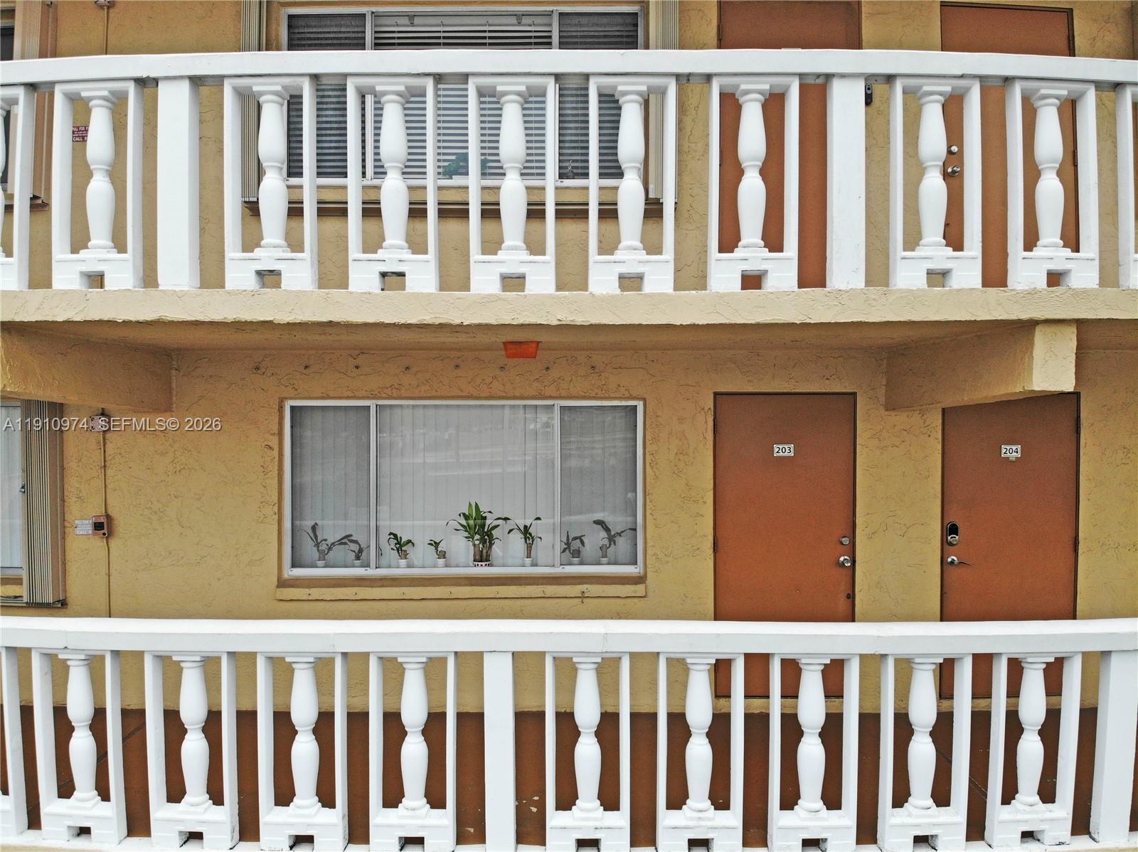 VILLAGE GREEN DORCHESTER - Residential