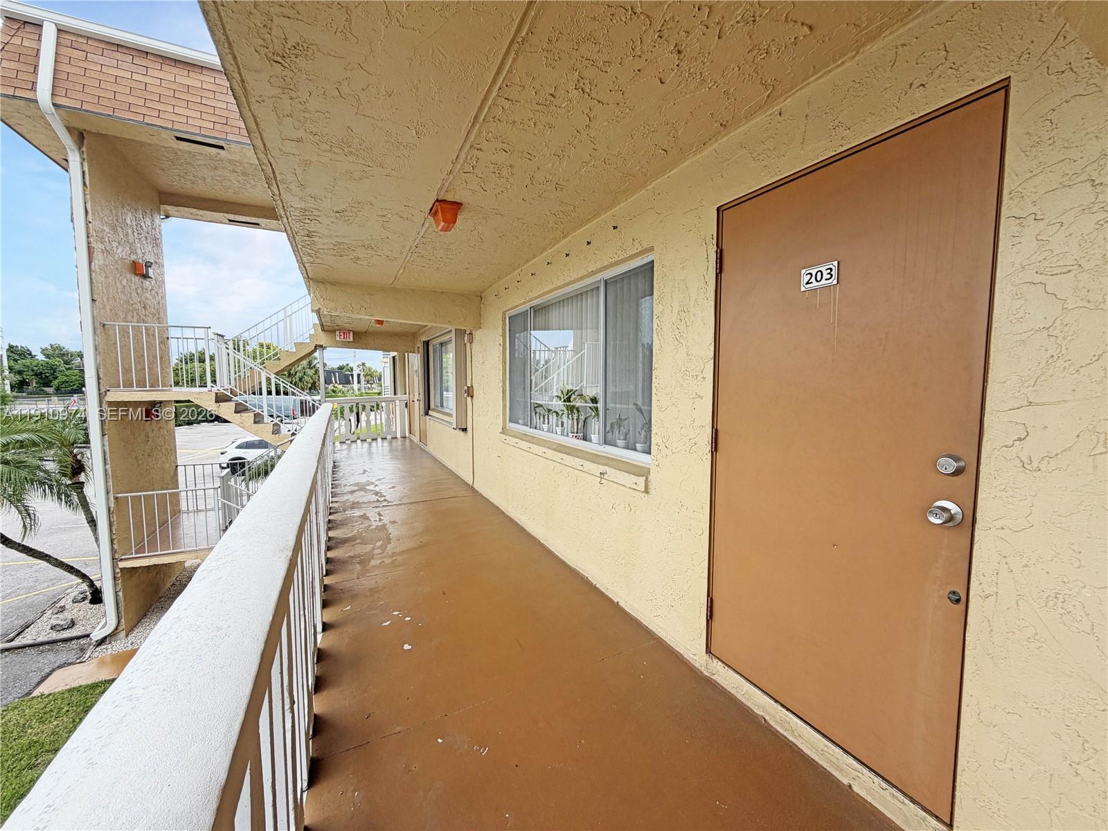 VILLAGE GREEN DORCHESTER - Residential