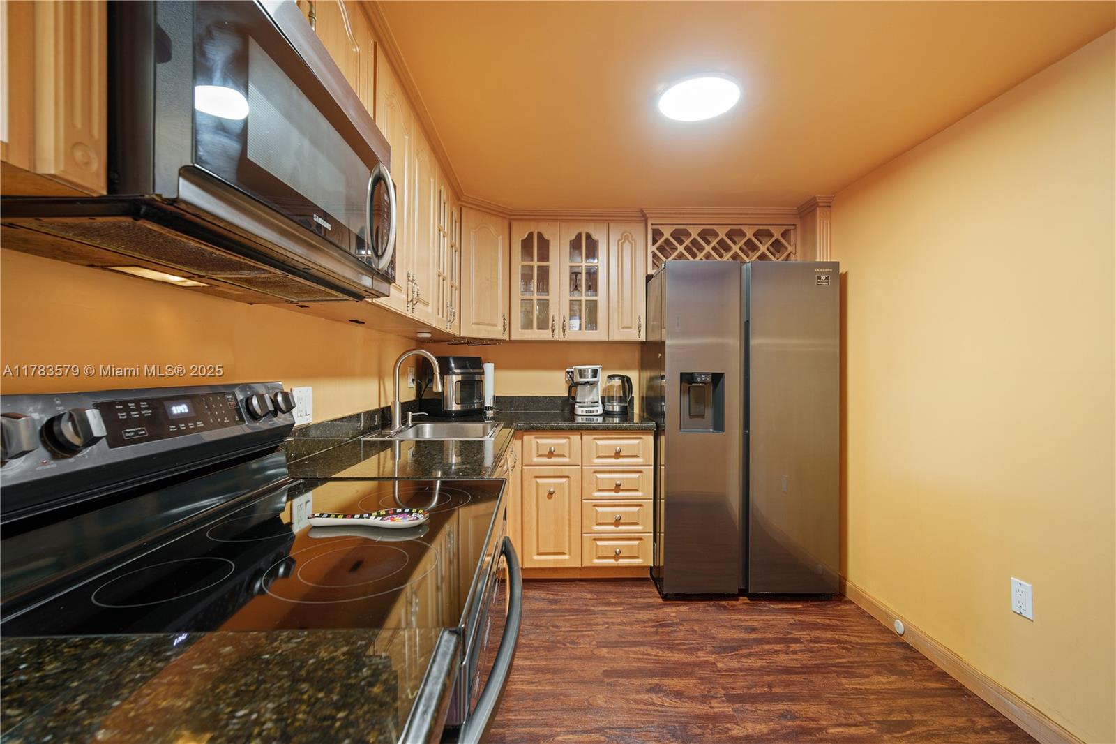 AVENTURA-ELDORADO CONDO - Residential