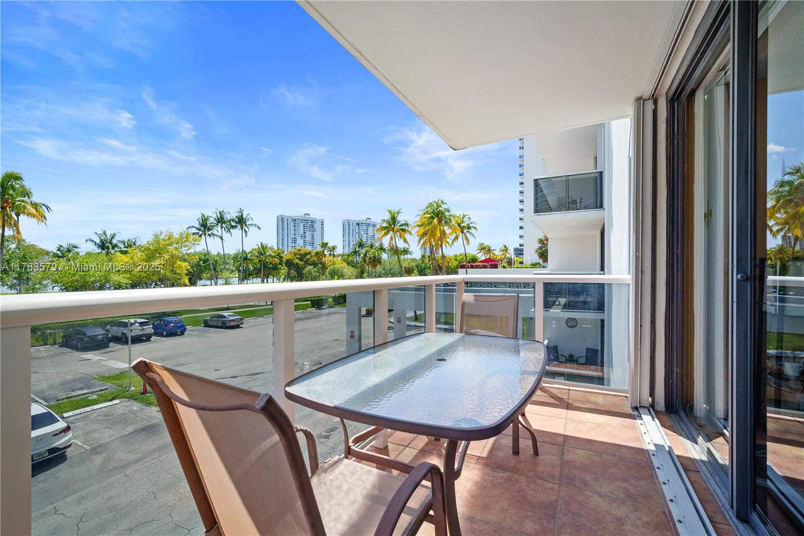 AVENTURA-ELDORADO CONDO - Residential