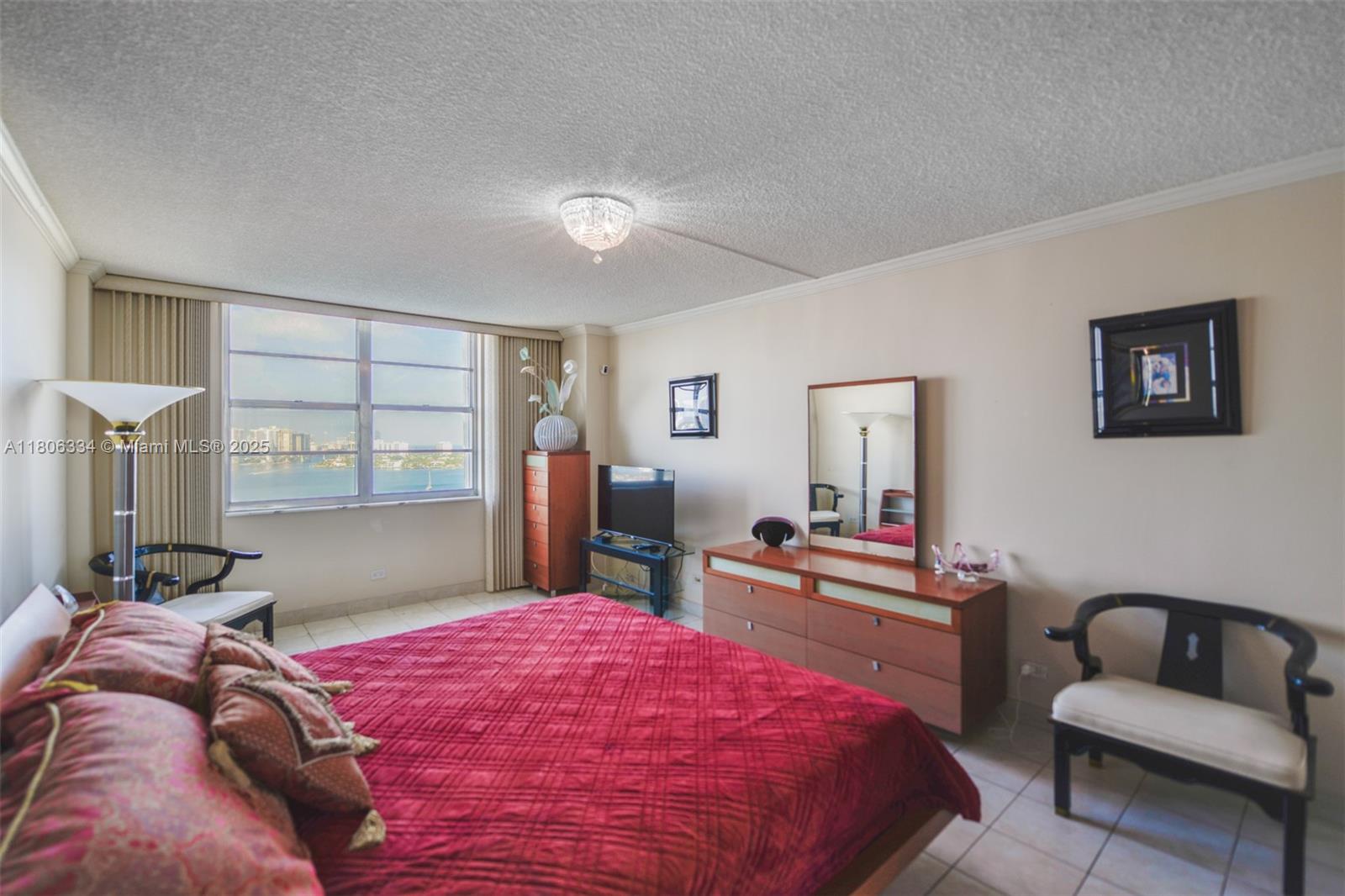 WINSTON TOWERS 200 - Residential