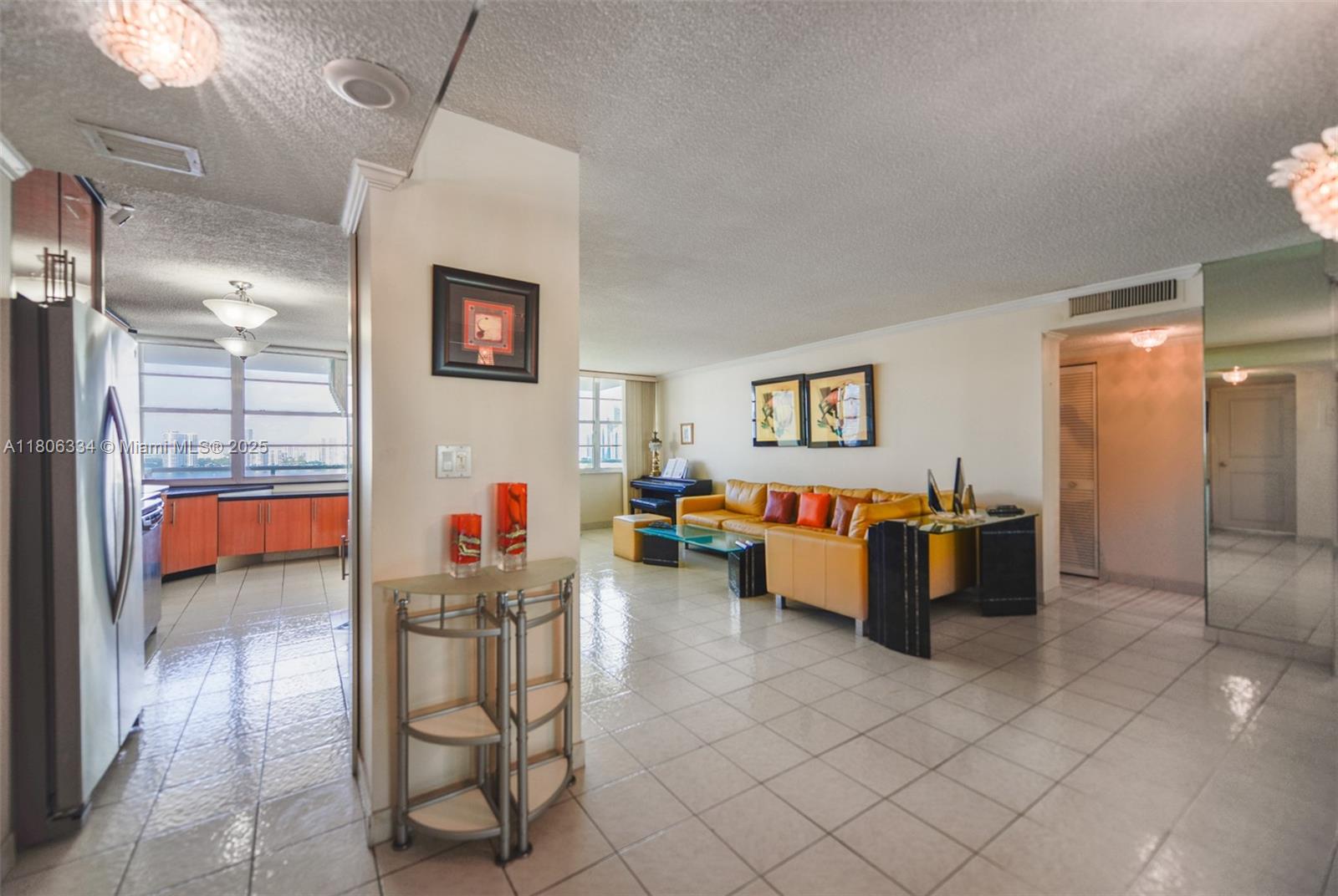 WINSTON TOWERS 200 - Residential