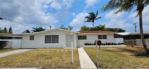 Single Family Residence in Miami FL 11551 201st St St.jpg