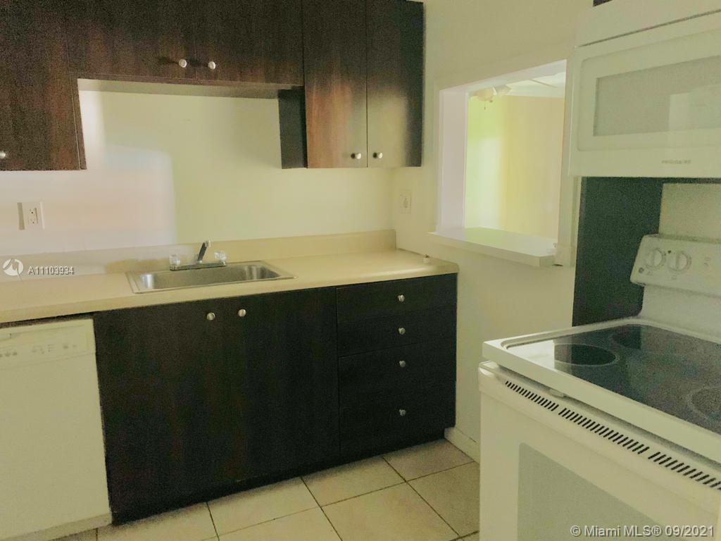 HERITAGE CIRCLE CONDO - Residential Lease