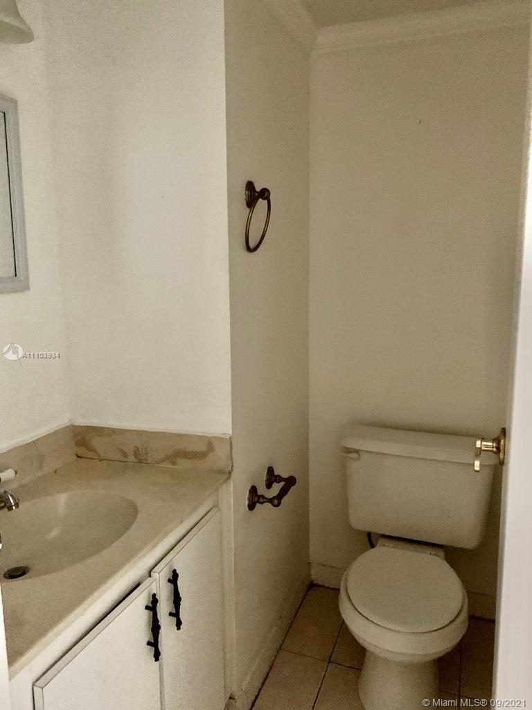 HERITAGE CIRCLE CONDO - Residential Lease