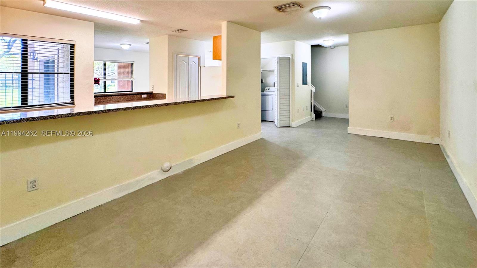 THE COURTS AT BAYSHORE I - Residential Lease