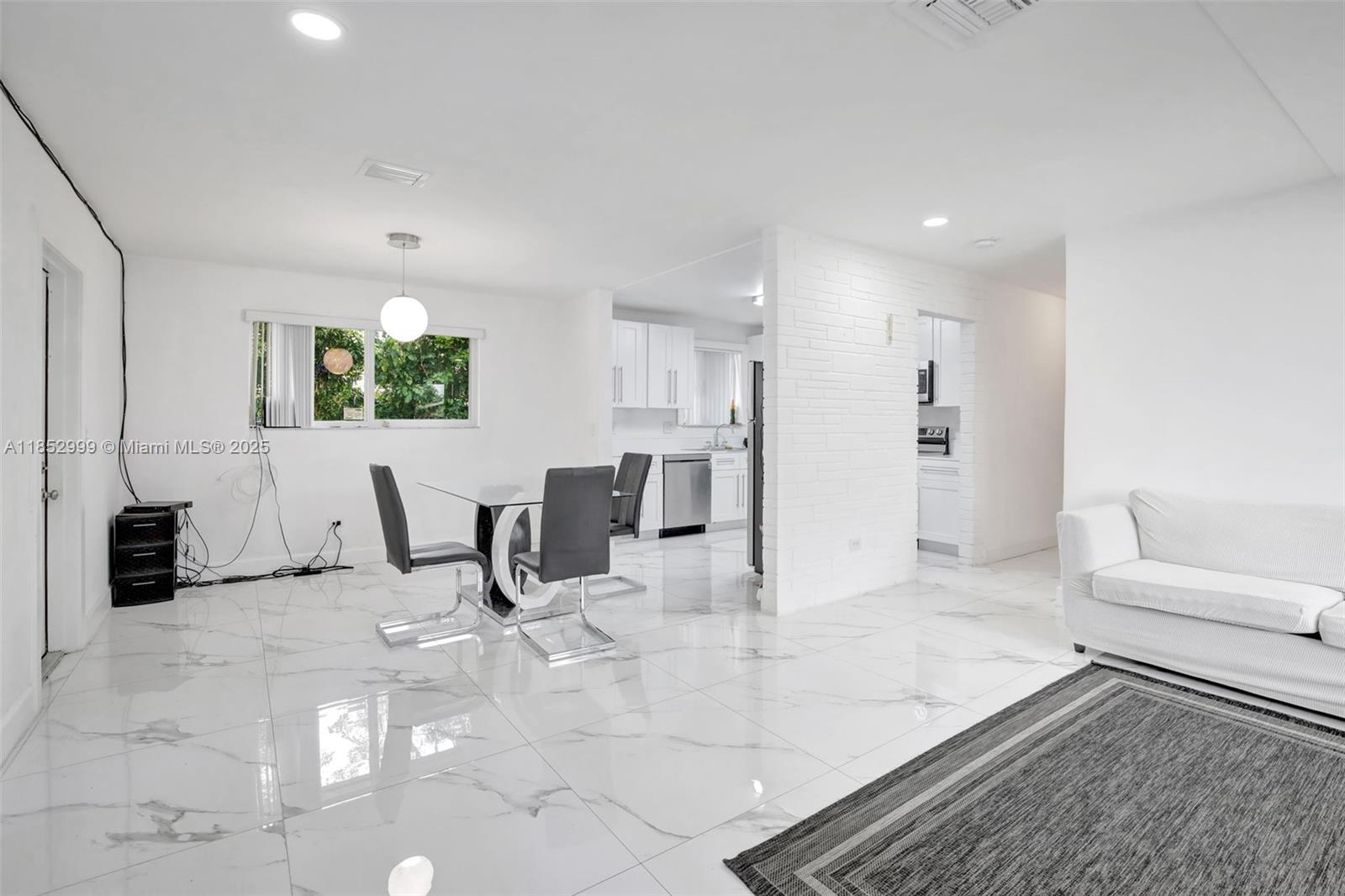 BOULEVARD HEIGHTS SEC TEN - Residential