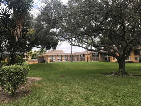 5831 Washington St 45 Hollywood FL 33023